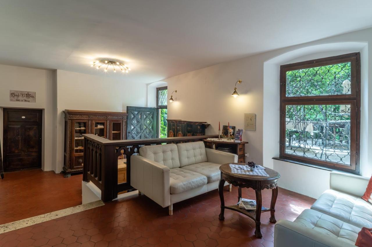 Affittacamere Schloss-castel Pienzenau - Guestrooms & - B&b-hotel & Restaurant